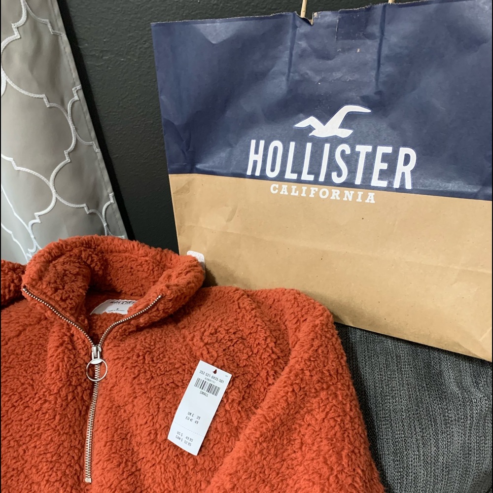 NWT Hollister Womens Sherpa half-zip sz S